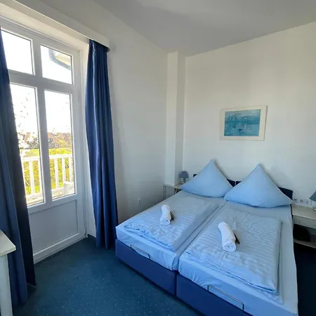 Hotel Strandhotel Sylt 3*